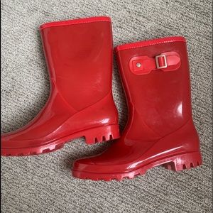 Evshine red rain boots